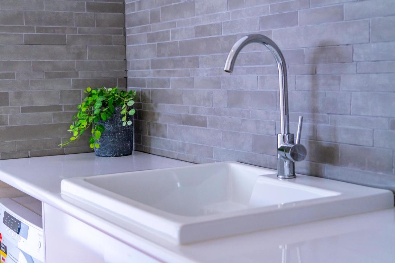Bayview Loft Apartment Уилямстаун Екстериор снимка